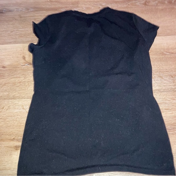 Vintage 2000's GUESS Black studs, Baby Tee Logo Size large - Picture 3 of 10